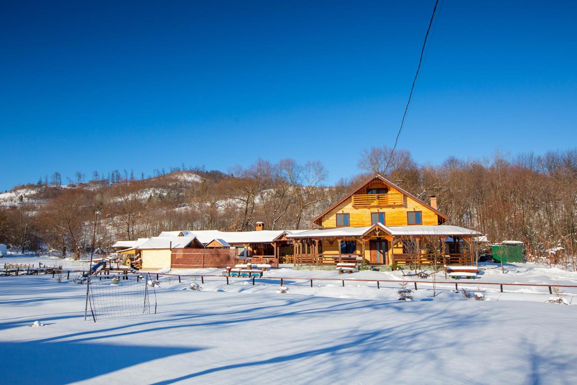 Cabana Lunca Targu Neamt Exterior photo