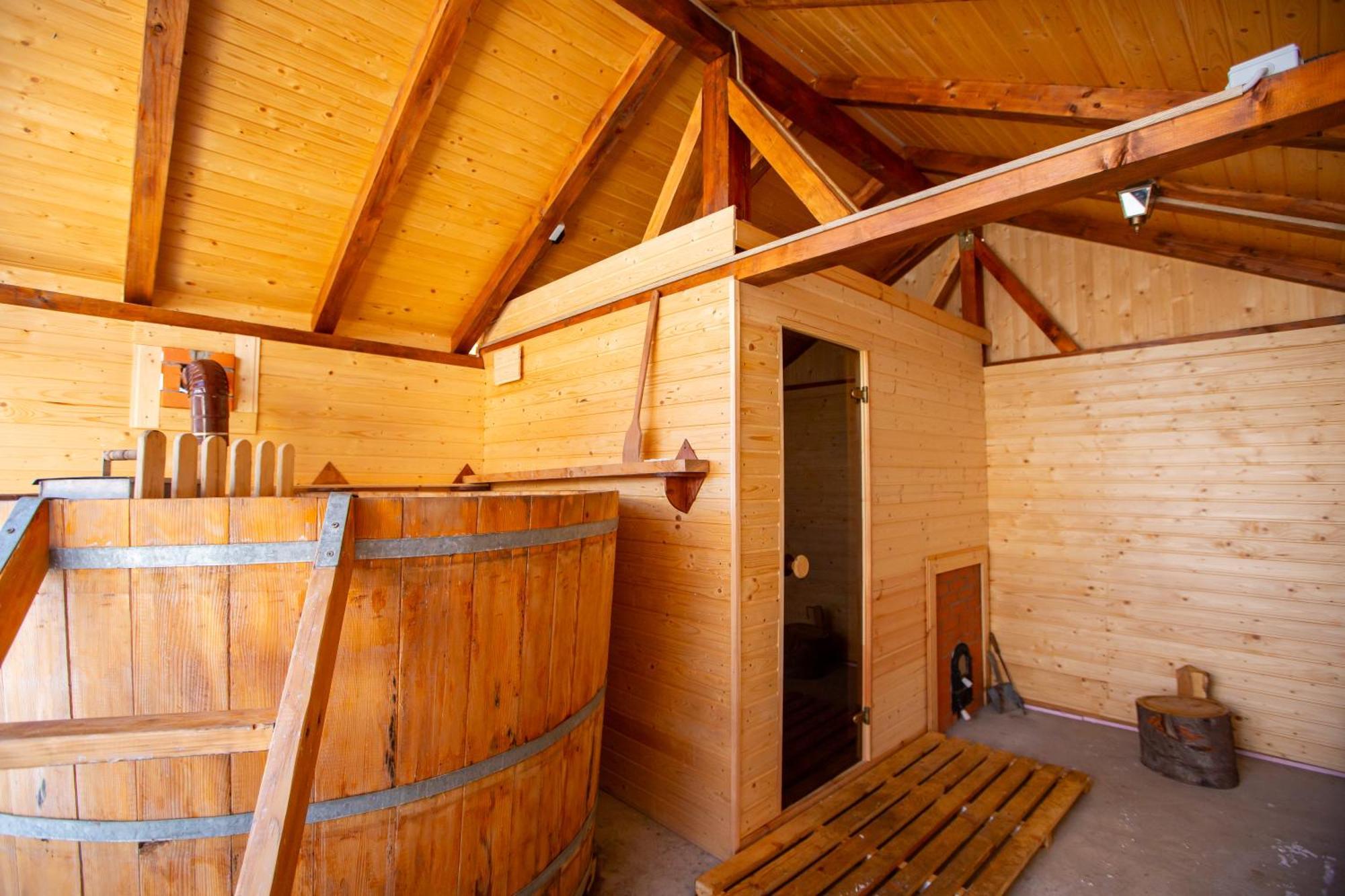 Cabana Lunca Targu Neamt Exterior photo